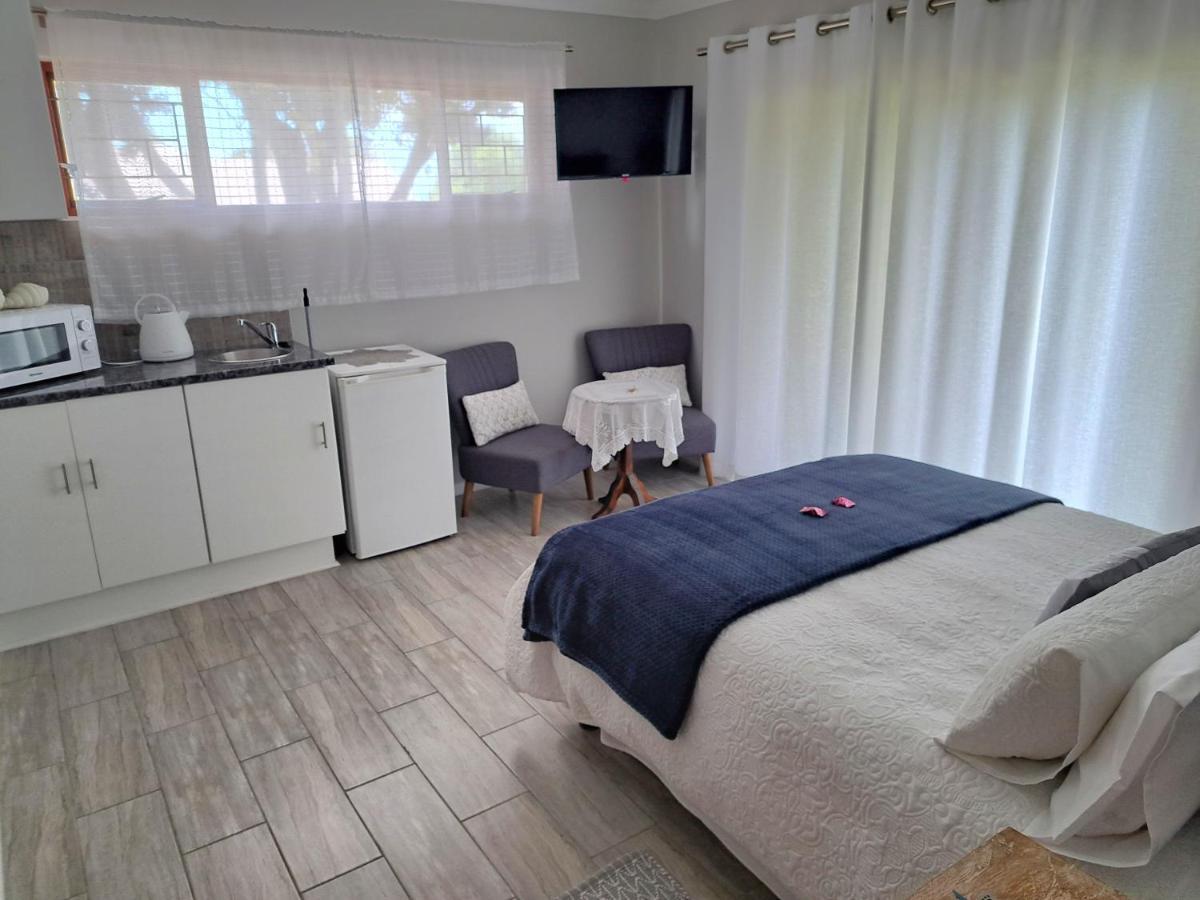 Ocean Breeze Apartment Mossel Bay Bagian luar foto