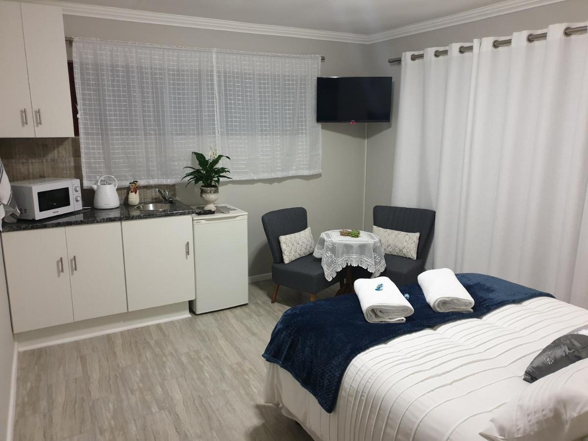 Ocean Breeze Apartment Mossel Bay Bagian luar foto